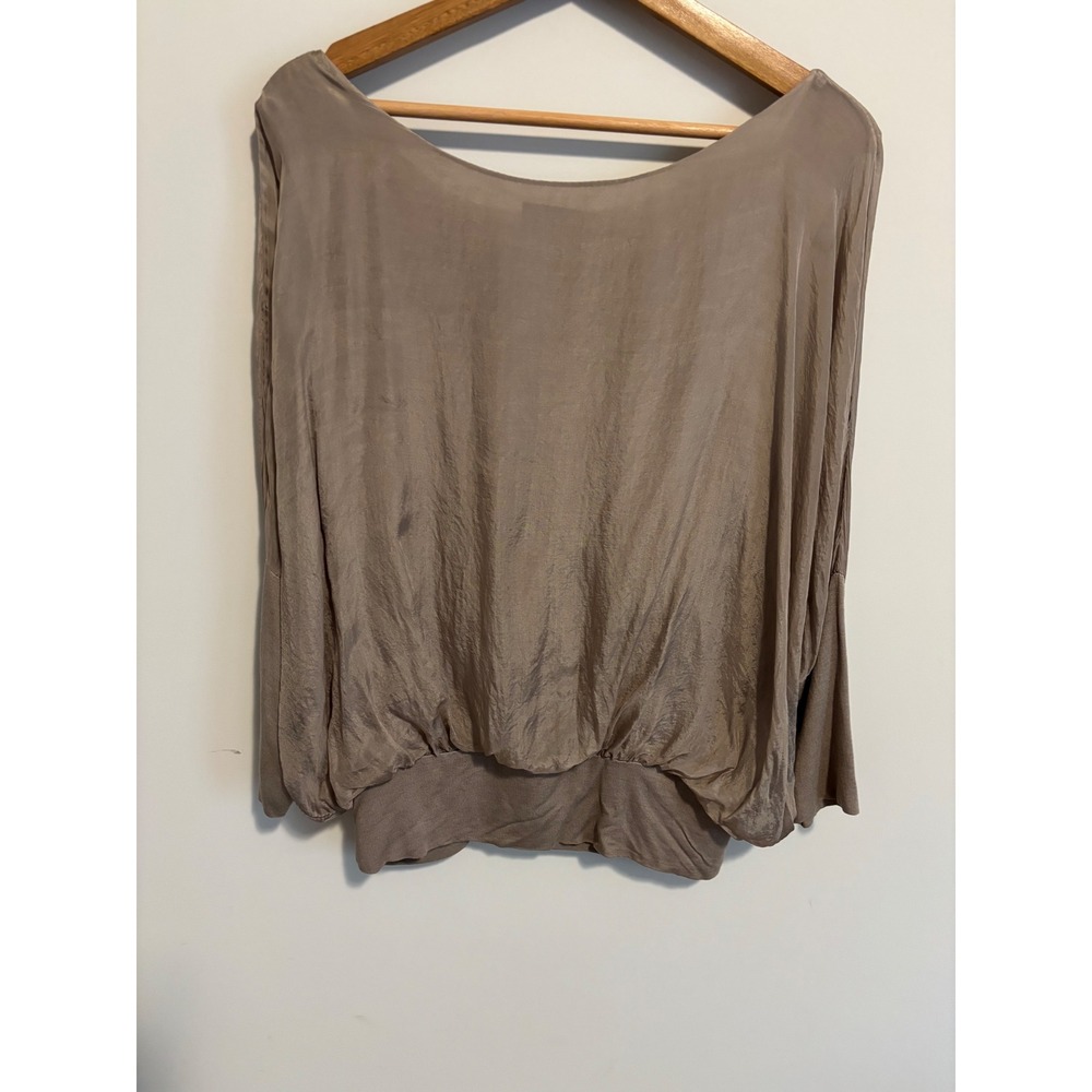 Cobblestone Made in Italy Silk Blend Dolman Sleeve Blouse Taupe Ribbed Hem Top - Picture 2 of 6